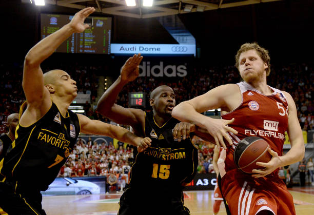 者和观众来 者和观众来