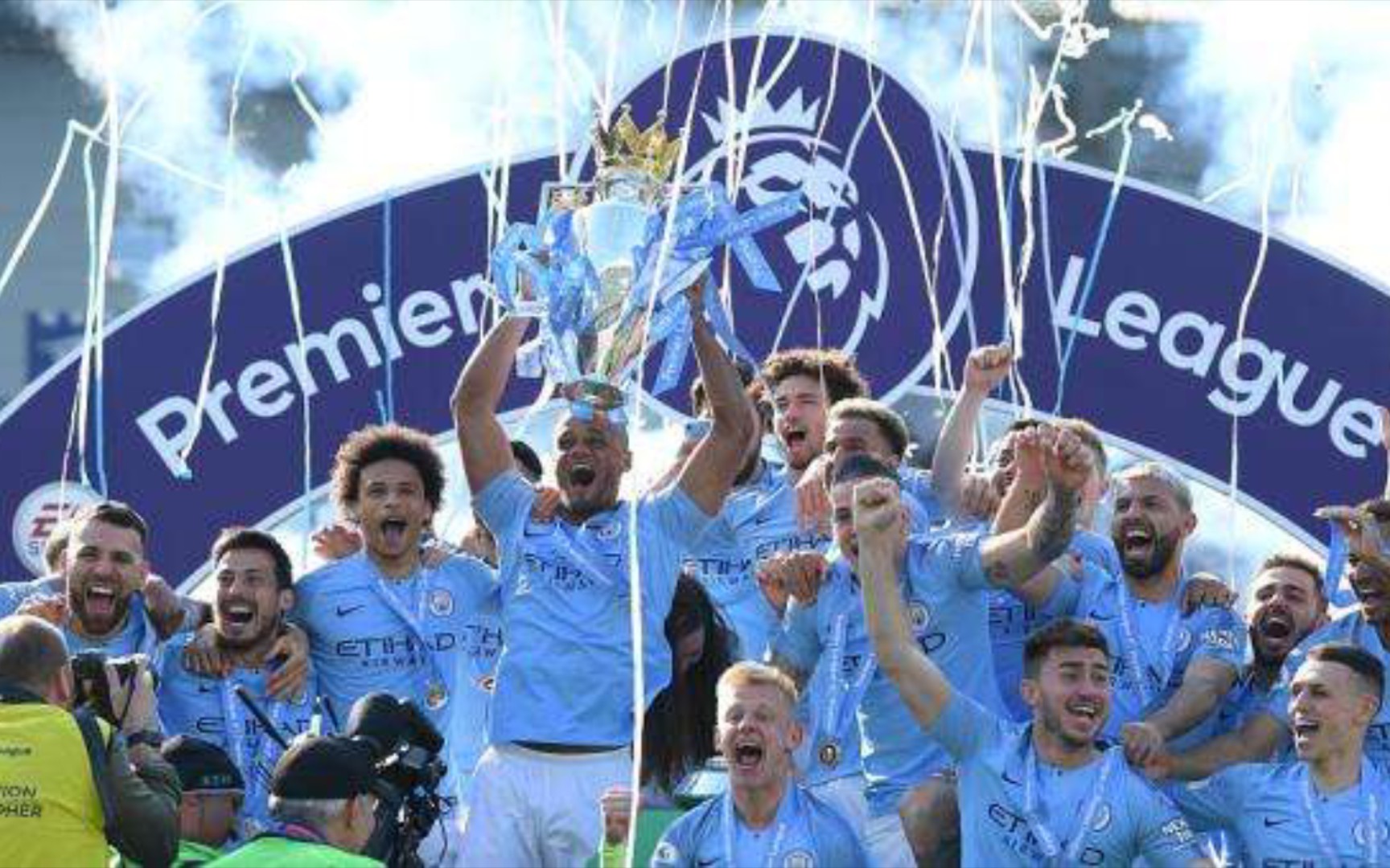 形成互补 形成互补